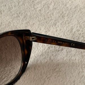 Black Gucci cat eye sunglasses